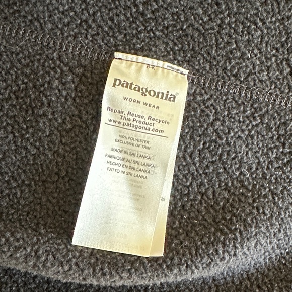 Patagonia Men's Dark Gray Performance Jacket - Picture 8 of 9